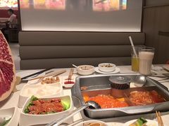 -海底捞火锅(杭州庆春路夜宵主题店)