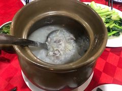 -先鲜鲫鱼粥
