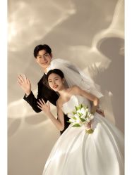 -梵汐婚纱摄影(东方之门店)