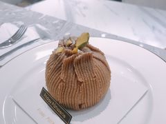 -Fridi Patisserie Cafe