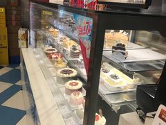 -85度C(生甜甜圈研究工坊·上海局门店)