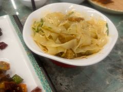 -新疆伊秀清真餐厅