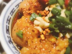 -沪小二炭火蛙锅(淮海中路美食不夜城店)