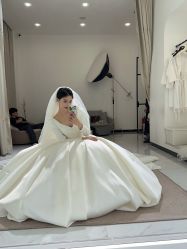 -禕·愫白婚纱商店