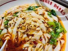 -呷佬·长沙手工米粉(金沙江路店)