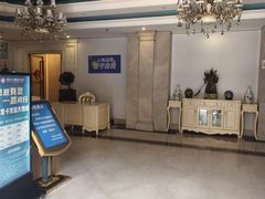 -黄金水汇·美食(文锦渡店)