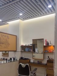 -MARTIN'S BARBER SHOP男士理发馆