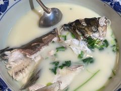 -南京金牛湖巨碗鱼头