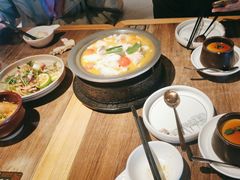 -云海肴·汽锅鸡·云南代表菜(浦江欢乐颂店)