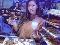 包房-三个蒙古大叔羊肉串(大宁店)