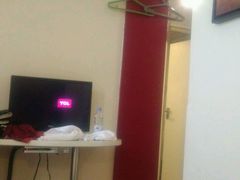 -莫泰酒店(上海虹桥北新泾地铁站天山路店)