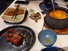 -荟廷·晶萃(陆家嘴尚悦湾店)