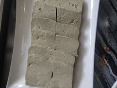 黑豆腐-凤来栖·净庭院·火锅(欧尚店)