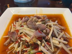 -三叔特色自贡菜(中海国际店)