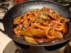 火辣鱿鱼-Ant 蚂蚁洞烤肉·大营地(上海静安大悦城店)