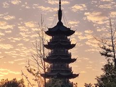 -龙华寺