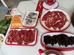 -毛辣果·贵州红酸汤牛肉火锅(西单店)