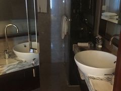 -上海龙之梦万丽酒店