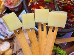 -黔有有贵州酸汤夺夺粉火锅(五味十字店)