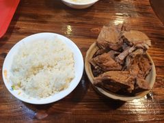 -万和春排骨砂锅米饭(湖北路店)