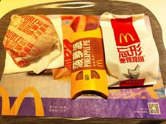 -麦当劳(新华路步步高店)