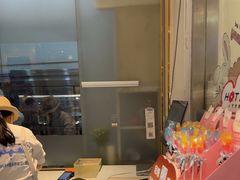 -花花卷卷·鲜食蛋糕(静安久光百货店)
