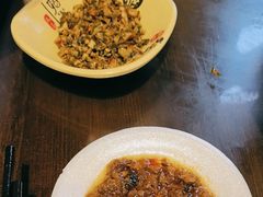 -富正毅三下锅·湘西韵味(天门山索道店)