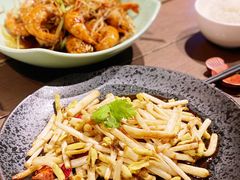 干煸花生苗-品味杭州·粤式融合·海鲜小馆·钱江新城CBD