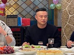 -老船夫婚宴婚庆会馆(延吉路店)