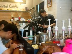 -Be Lived Cafe比例咖啡(摩天轮店)