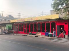 -席娜卡琳火车铁道夜市