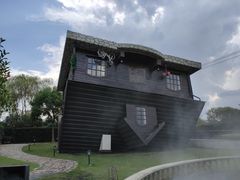 -金山农民画村-枫泾波兰倒置屋