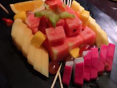 -The ROOF (通盈中心店)