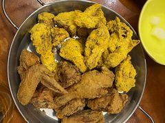 -BHC炸鸡(明洞总店)