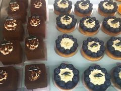 -UNI UNI(环亚凯瑟琳店)