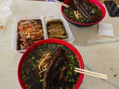 -小龙大肉面馆