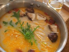 鱼汤浸时蔬-湘拾(壹方北馆店)