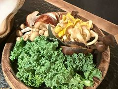 -三出山火锅(南京万象天地店)