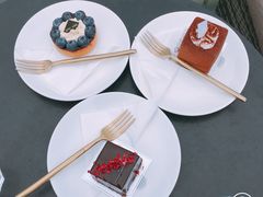 -UNI UNI(环亚凯瑟琳店)