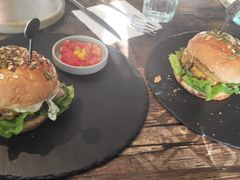 经典芝士汉堡-HIGH FIVE哈福手工汉堡(桂林路店)