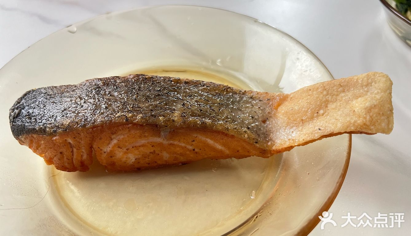 香煎三文鱼当早餐