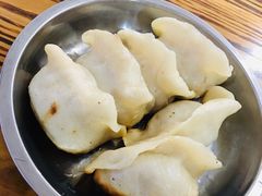 网红锅贴-锅贴大王南翔小笼(临沂二村店)