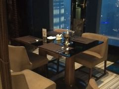 -唐拉雅秀酒店-西锦汇空中BBQ·思创餐厅