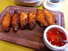 香烤鸡中翅配甜辣酱-秋林西餐厅
