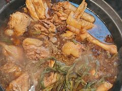 -咱屯子铁锅炖直营店(保利店)