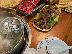 -刘少华贵州小黄牛·鲜牛肉火锅(总店)