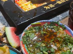 -老牌坊云南鱼豆花火锅(哈西万达店)