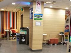 -麦当劳(乳山路店)