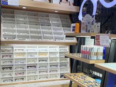 -诺柯视眼镜-蔡司依视路官方工厂店(淞南一店)