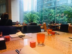 -怡咖啡海鲜自助餐厅(浦东香格里拉店)
